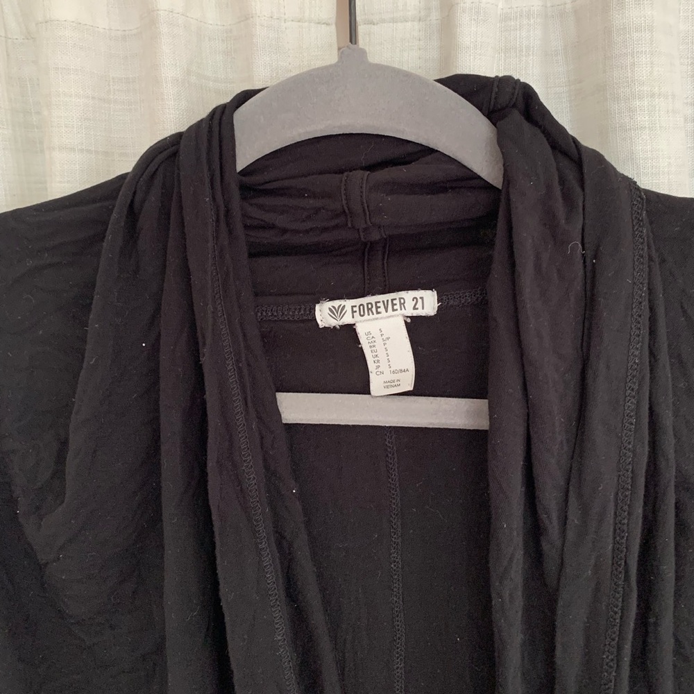 Forever 21 Small Black Wrap Top - Picture 3 of 9